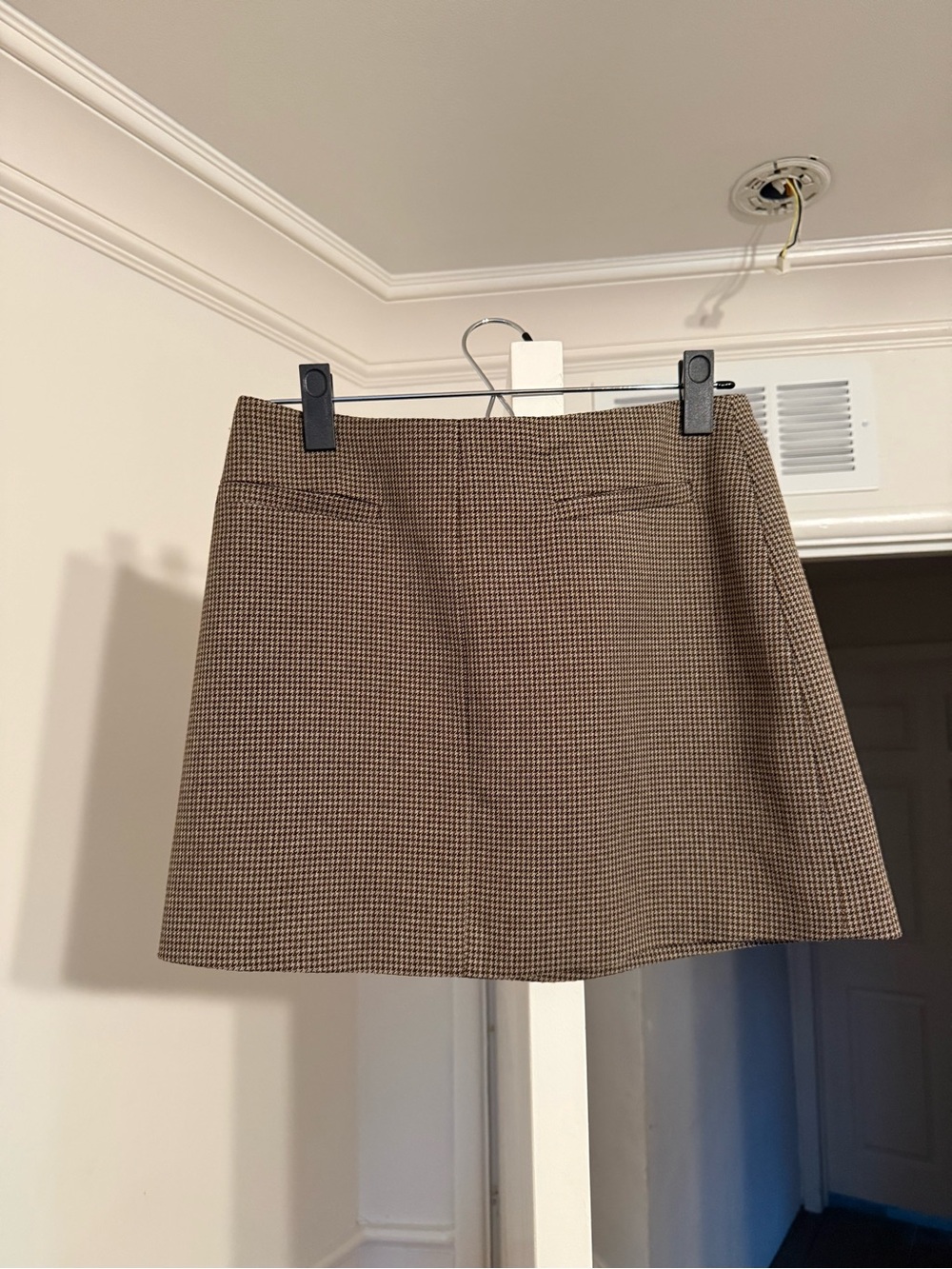 Astr Brown Houndstooth Mini Skirt